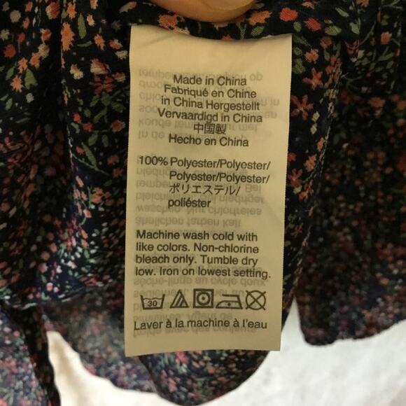 J. Crew Mercantile Floral V-Neck Button-Up Blouse - Picture 11 of 11